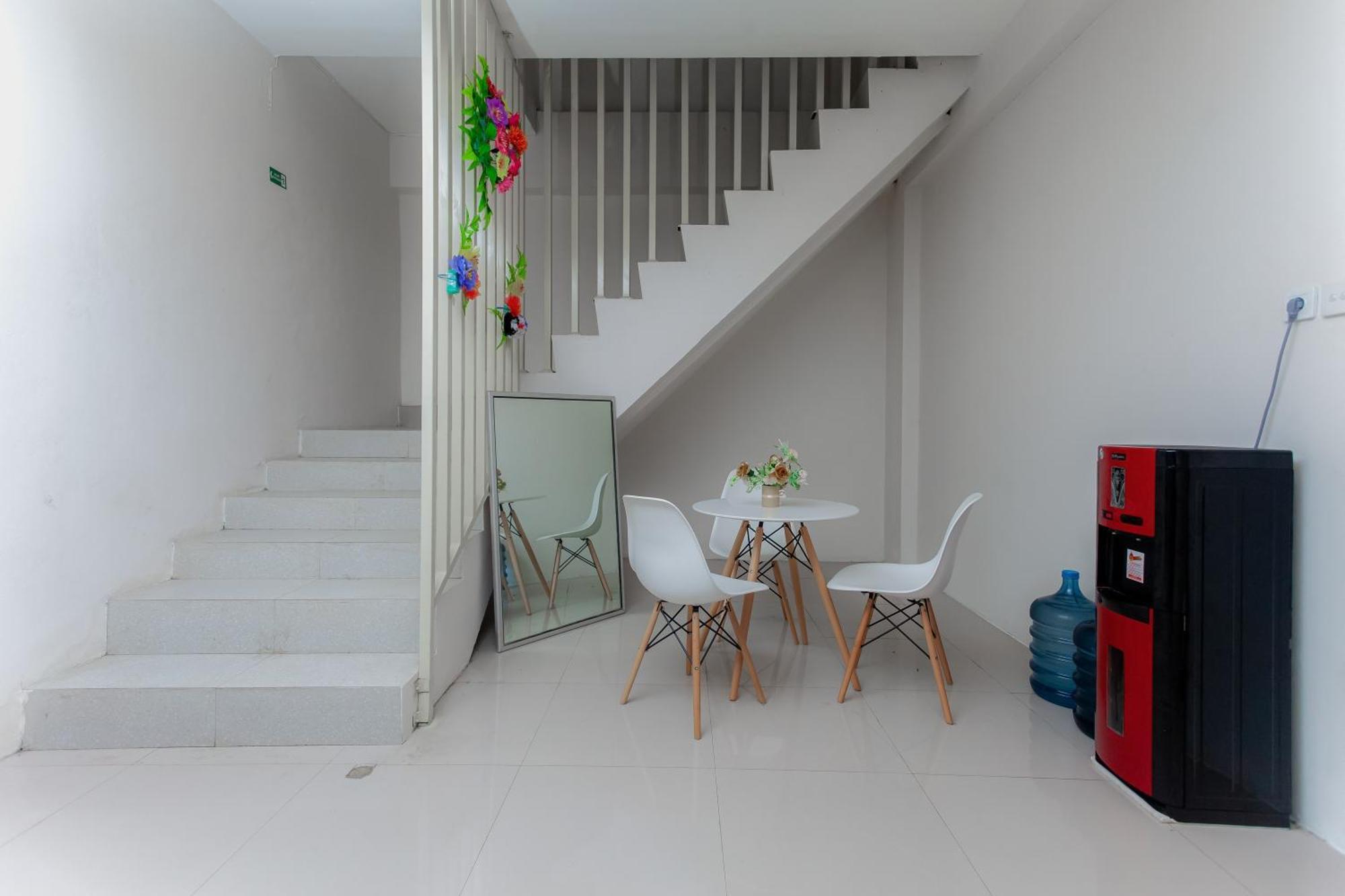 Urbanview Hotel Priority Samarinda By Reddoorz Kültér fotó