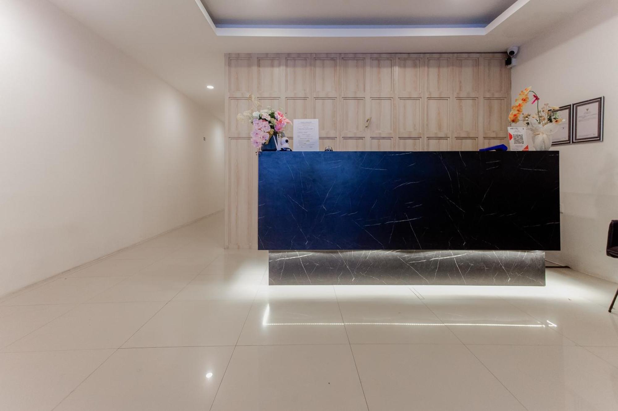 Urbanview Hotel Priority Samarinda By Reddoorz Kültér fotó
