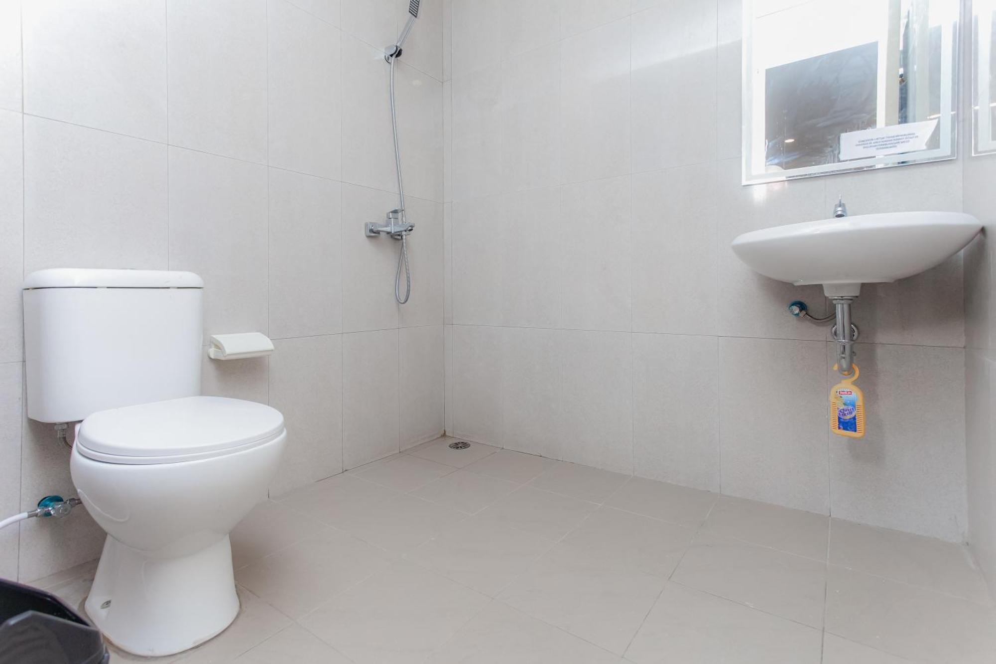 Urbanview Hotel Priority Samarinda By Reddoorz Kültér fotó